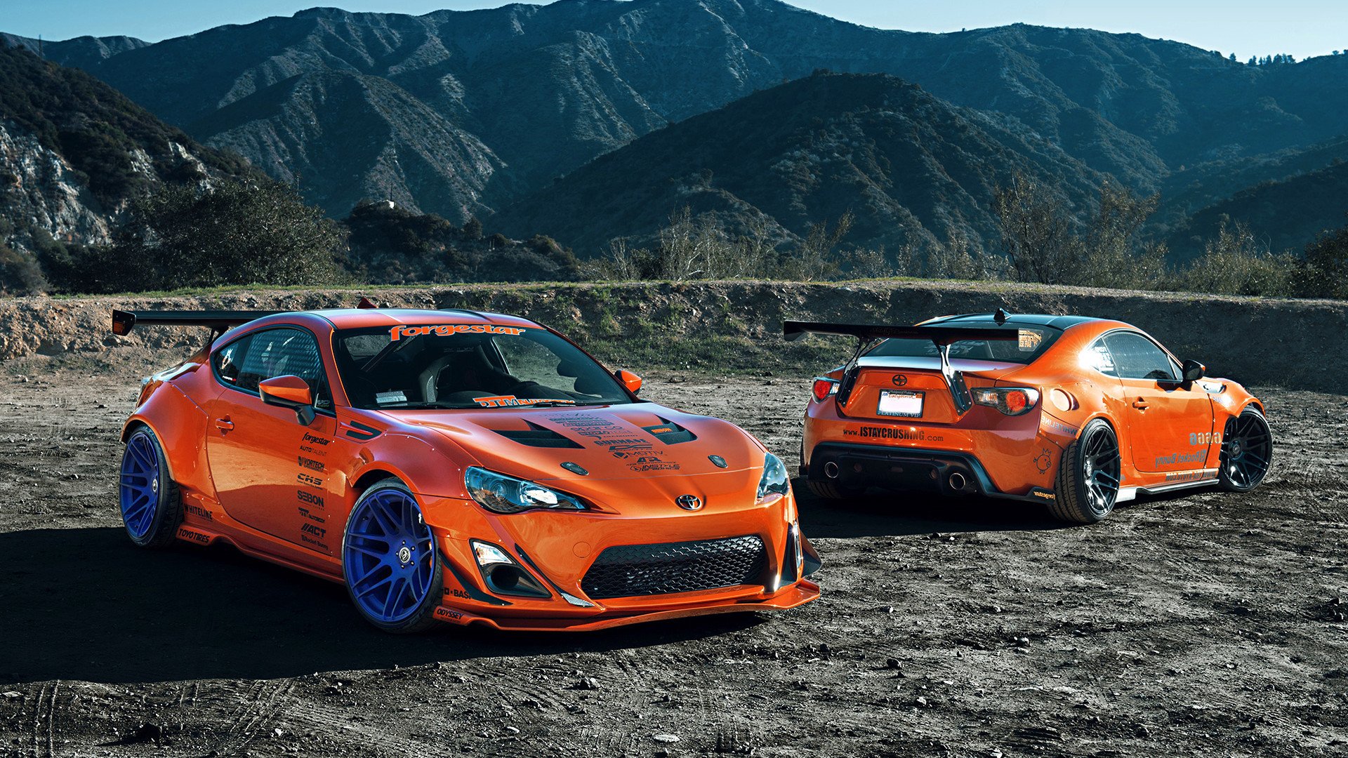 200米自由泳选手配速合理稳定，200米自由泳泳姿