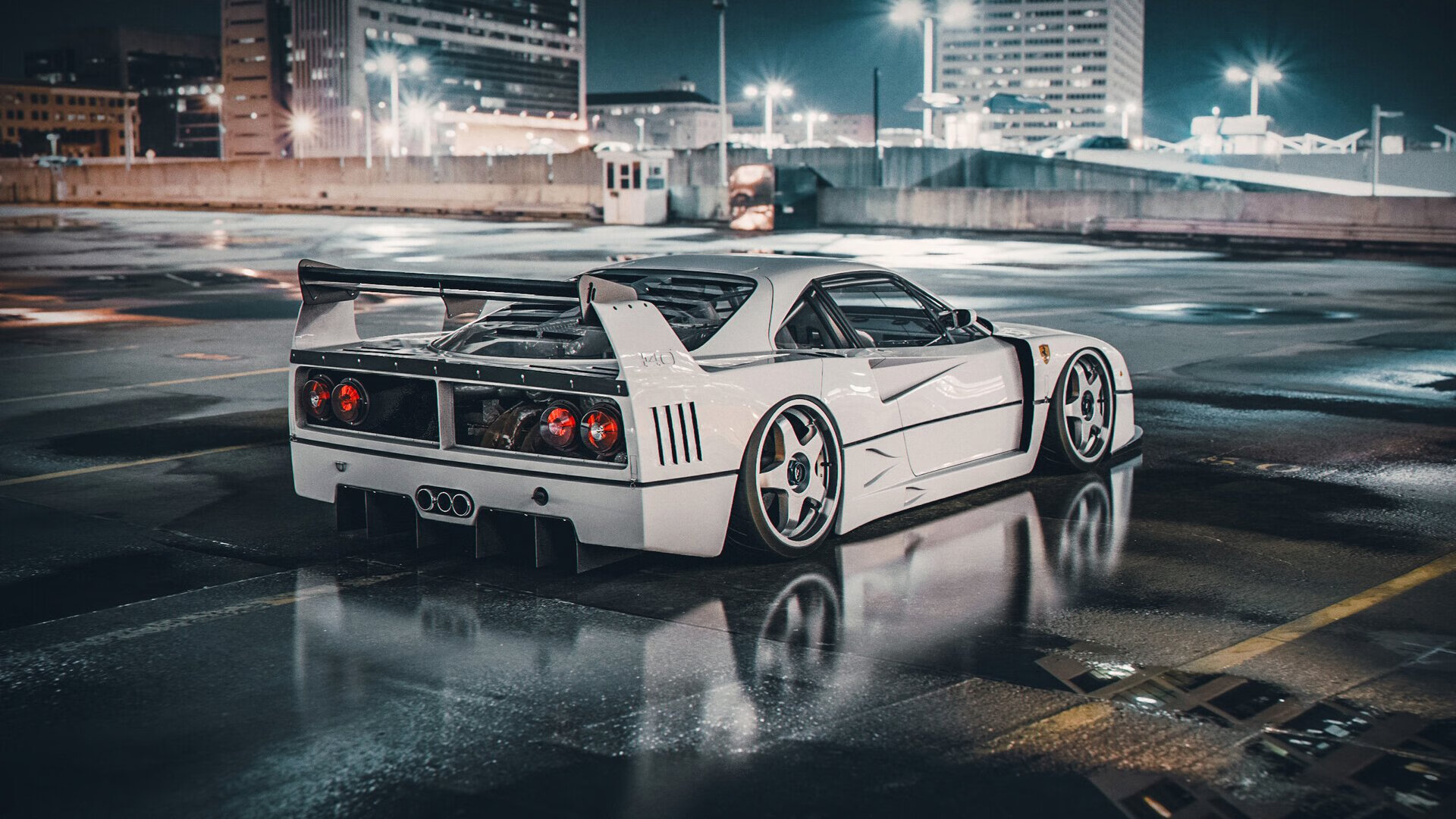 “高新体育中心武术：传统功夫与现代竞技的精彩对抗”