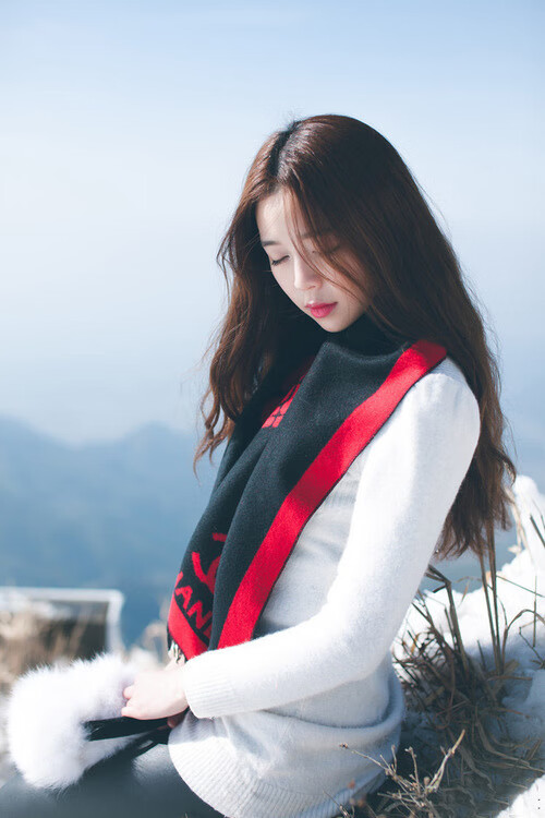 乐鱼体育官网下载-蝶泳前15米爆发力美中强强对话，蝶泳速度标准