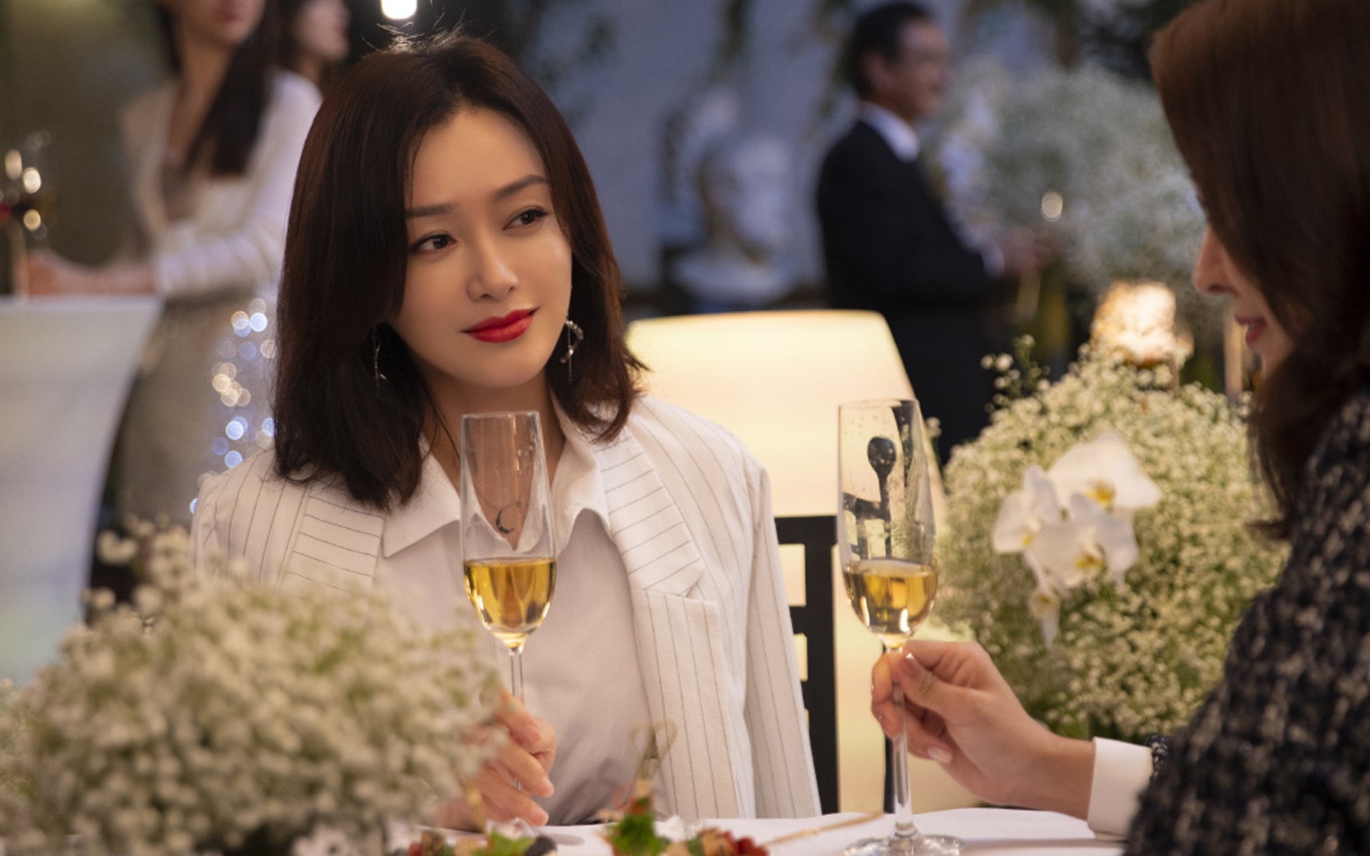 乐鱼体育app官方入口-俱乐部训练日志系统启用球员可回顾每日训练重点与评估，俱乐部训练赛