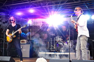 乐鱼体育平台登录-德甲节奏飞快：速度与力量齐飞！，德甲强度