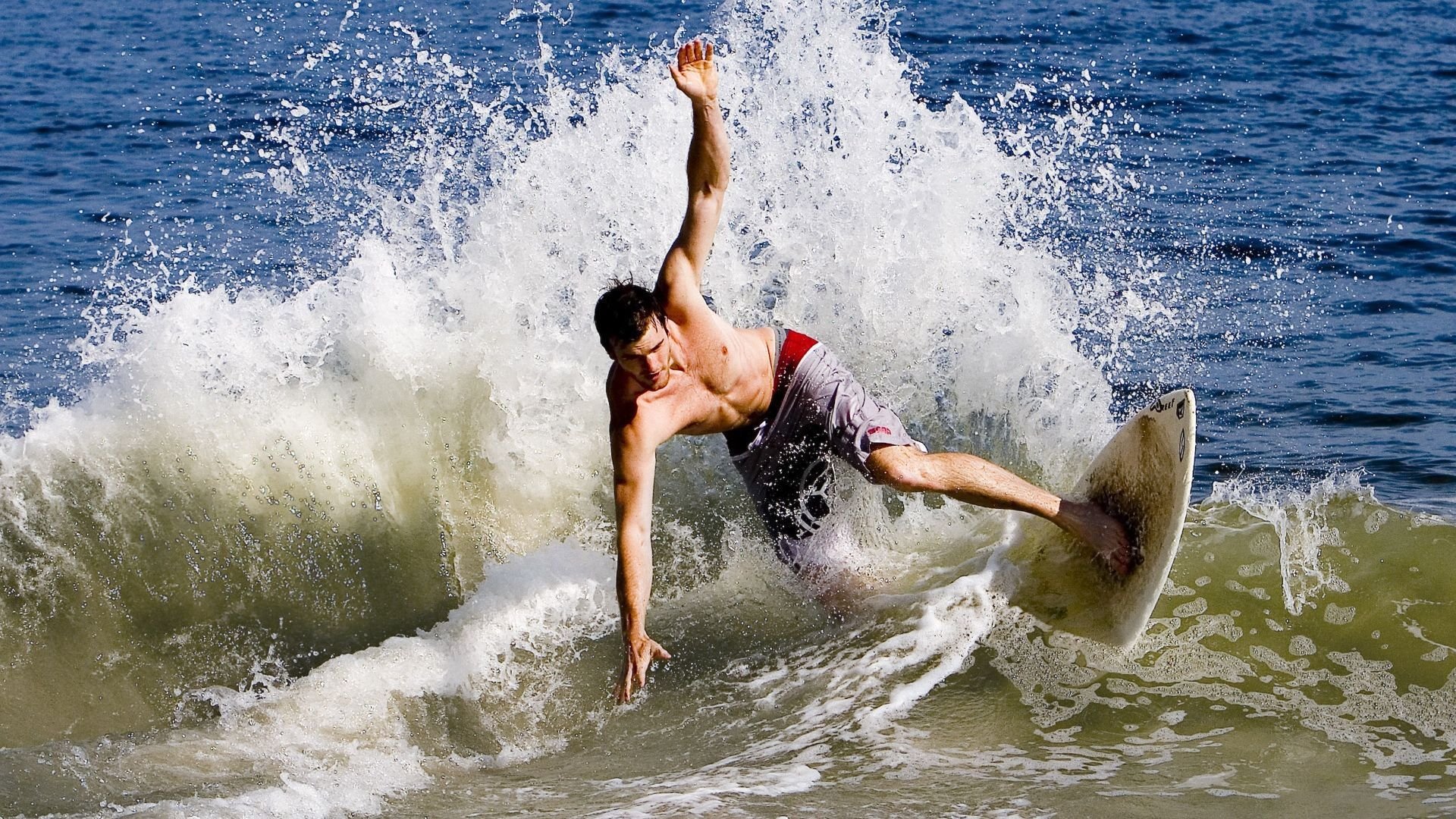 乐鱼体育登录入口-C罗称享受比赛比赢球更有意义，c罗打比赛